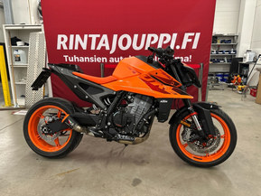 KTM 990