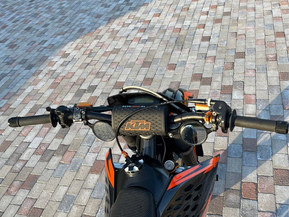 KTM 125