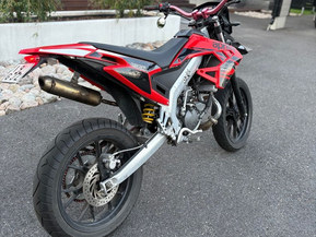 Aprilia SX