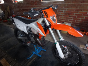 KTM 125
