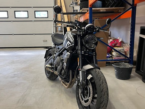 Triumph Trident