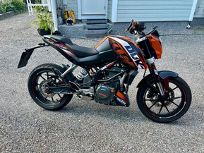 KTM 390