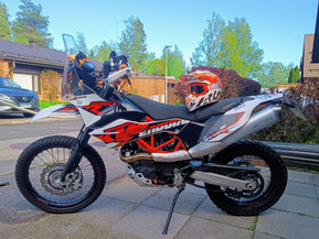 KTM 690