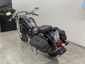 Suzuki Intruder