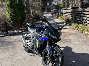 Yamaha YZF-R