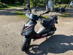 Aprilia SR