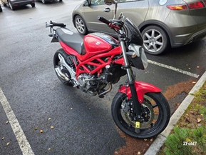 Suzuki SFV 650 Gladius