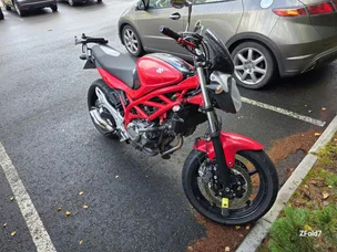 Suzuki SFV 650 Gladius
