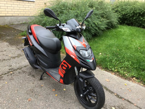 Aprilia SR
