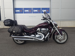 Suzuki Intruder