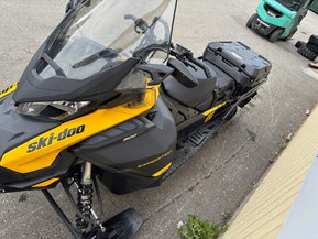 Ski-Doo Expedition