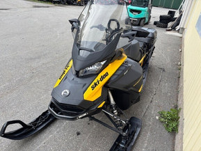 Ski-Doo Expedition