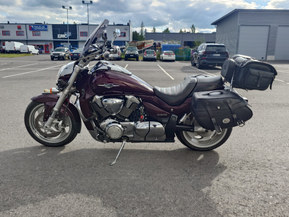 Suzuki Intruder