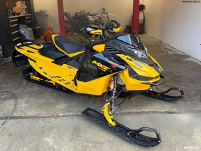 Ski-Doo MX Z