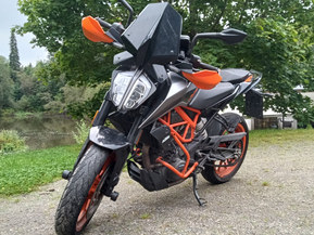 KTM 390