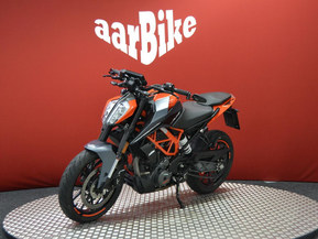 KTM 390