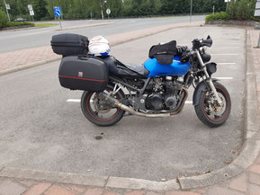 Kawasaki ZR-7S