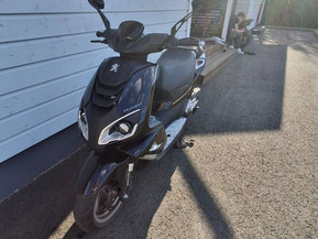 Peugeot Speedfight 4