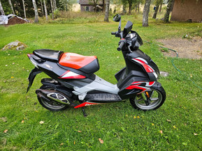 Aprilia SR