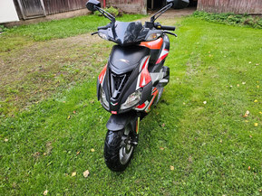 Aprilia SR