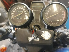 Suzuki GS