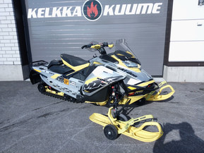 Ski-Doo MX Z