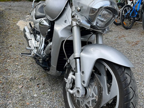 Suzuki Intruder