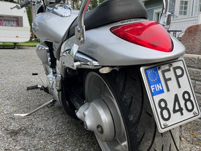 Suzuki Intruder