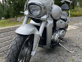 Suzuki Intruder