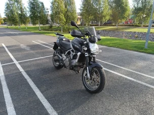 Aprilia Mana