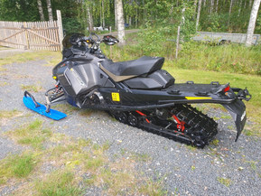 Ski-Doo Mach Z