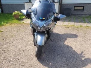 Kawasaki GTR