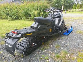Ski-Doo Mach Z