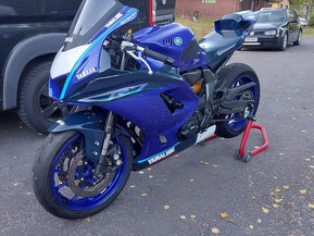 Yamaha YZF-R7