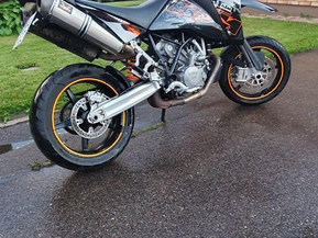 KTM 950
