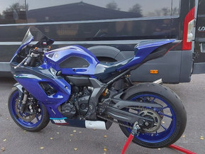 Yamaha YZF-R7