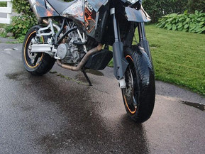 KTM 950