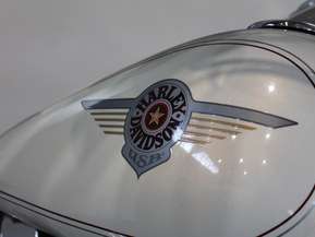 Harley-Davidson Softail