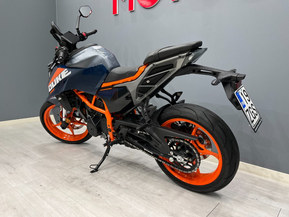 KTM 390