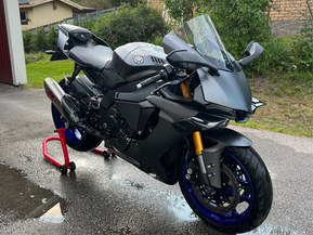 Yamaha YZF-R1