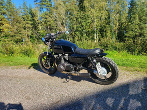 Suzuki GS