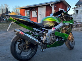 Kawasaki ZX-9R