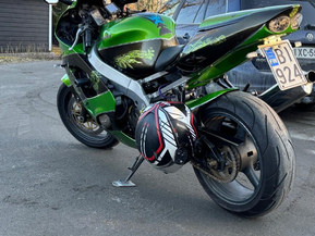 Kawasaki ZX-9R