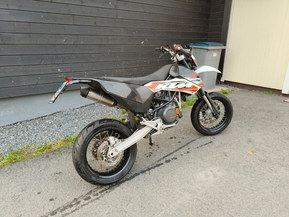 KTM 690