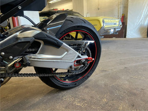 BMW S