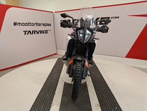 KTM 790