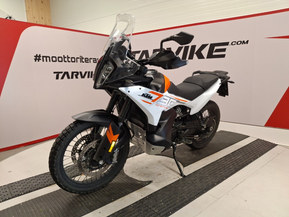 KTM 790