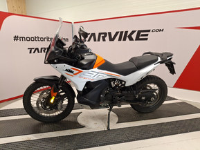 KTM 790