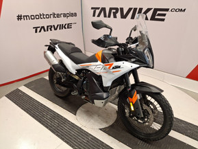 KTM 790