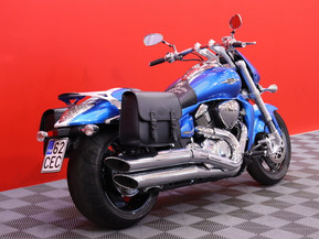 Suzuki Intruder